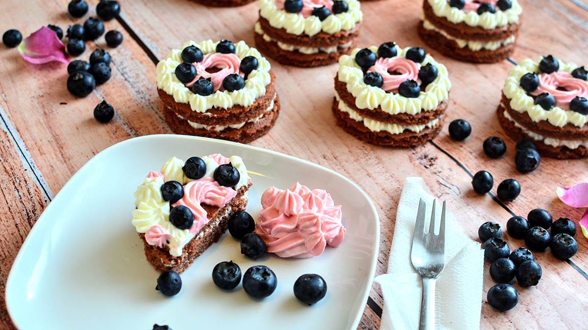 Red Velvet Mini Cake